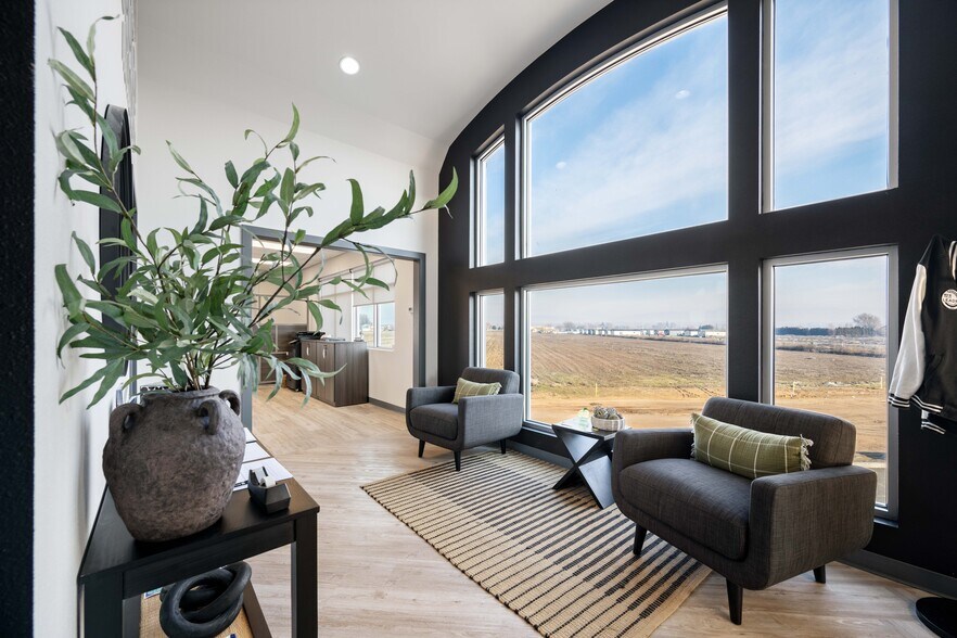 More Photos Of 2576 Yakima Valley Hwy, Sunnyside Office Residential For Sale