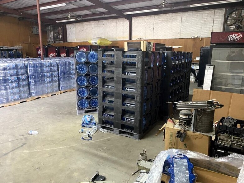 More Photos Of 2400 S Business 45, Corsicana Industrial For Sale