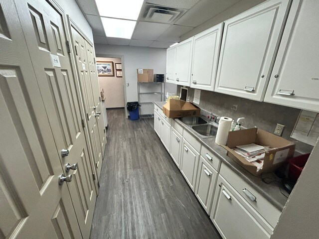 More Photos Of 414 Old Morgantown Rd, Bowling Green Office For Sale
