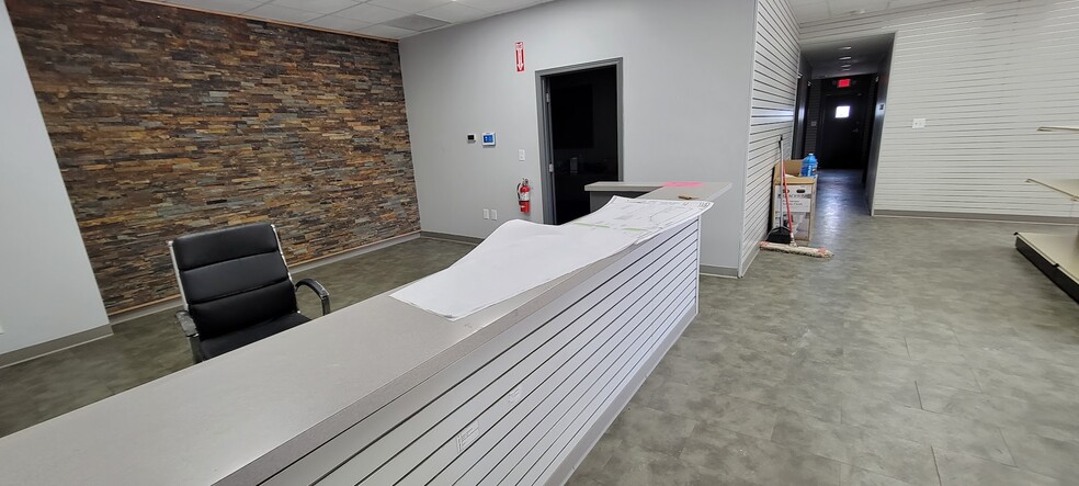 More Photos Of 336 S 42nd St, Kansas City Service For Sale