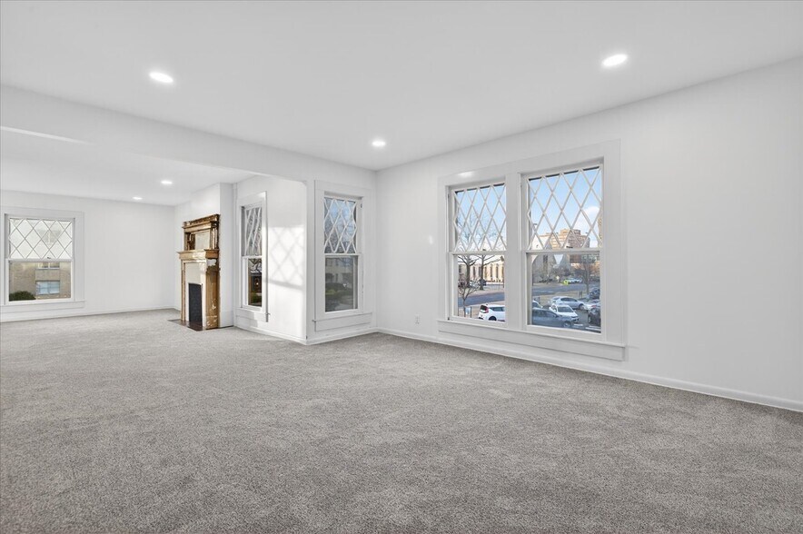 More Photos Of 822 S Johnstone Ave, Bartlesville Freestanding For Sale