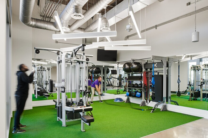 More Photos Of 6900 N Dallas Pky, Plano Office For Lease