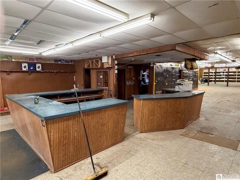 More Photos Of 6795 Depot St, Cherry Creek Industrial For Sale