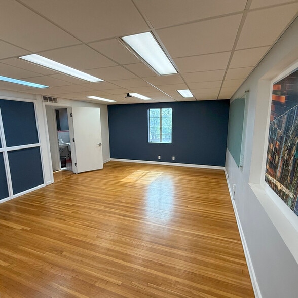 More Photos Of 816-822 E 6th St, Tulsa Office For Lease