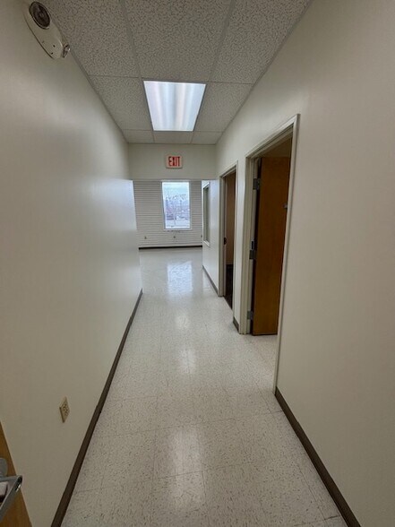 More Photos Of 3674 E Country Field Cir, Wasilla Storefront Retail Office For Sale