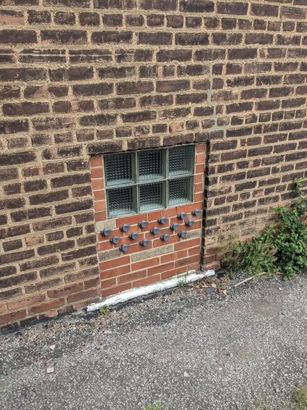 More Photos Of 1178 E 167th St, Cleveland Apartments For Sale