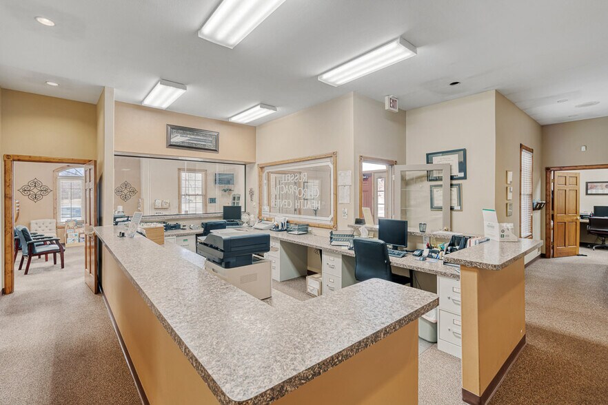 More Photos Of 15195 Allen Rd, Southgate Rehabilitation Center For Sale