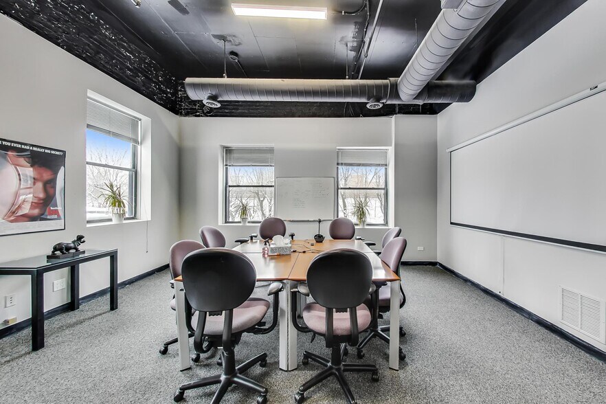 More Photos Of 400-420 N May St, Chicago Loft Creative Space For Lease