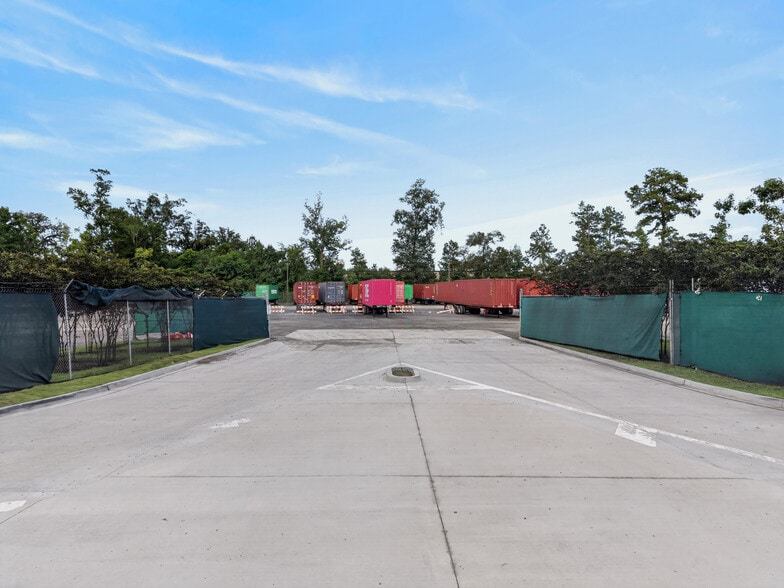 More Photos Of 200 Dean Forest Rd, Garden City Land For Sale