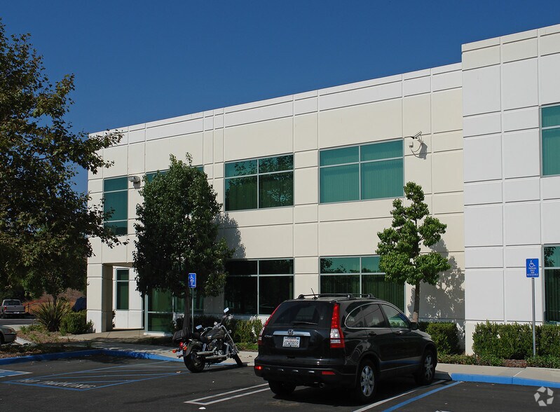 More Photos Of 3 Goddard, Irvine Manufacturing For Lease