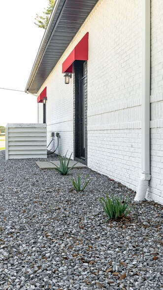 More Photos Of 1012 Airport Rd, Destin Office Residential For Sale