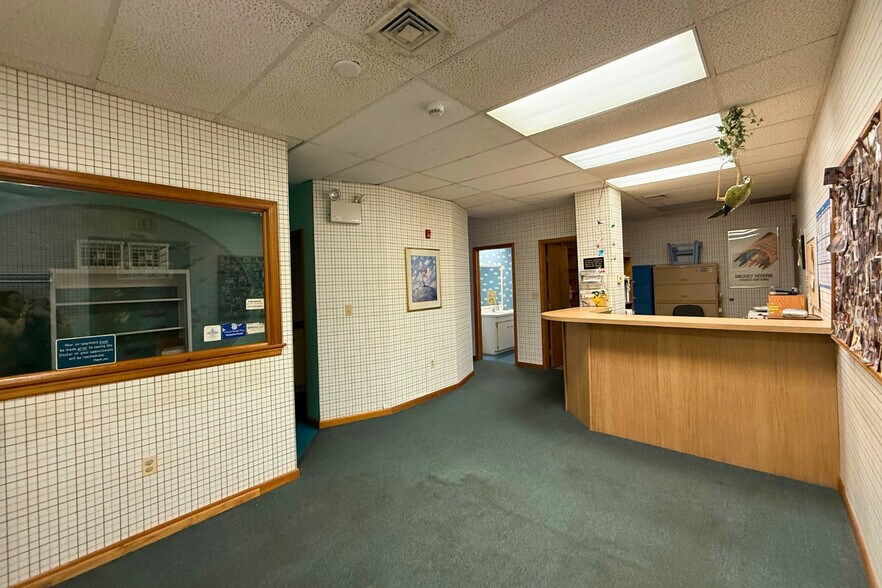 More Photos Of 160 Hawley Ln, Trumbull Medical For Lease