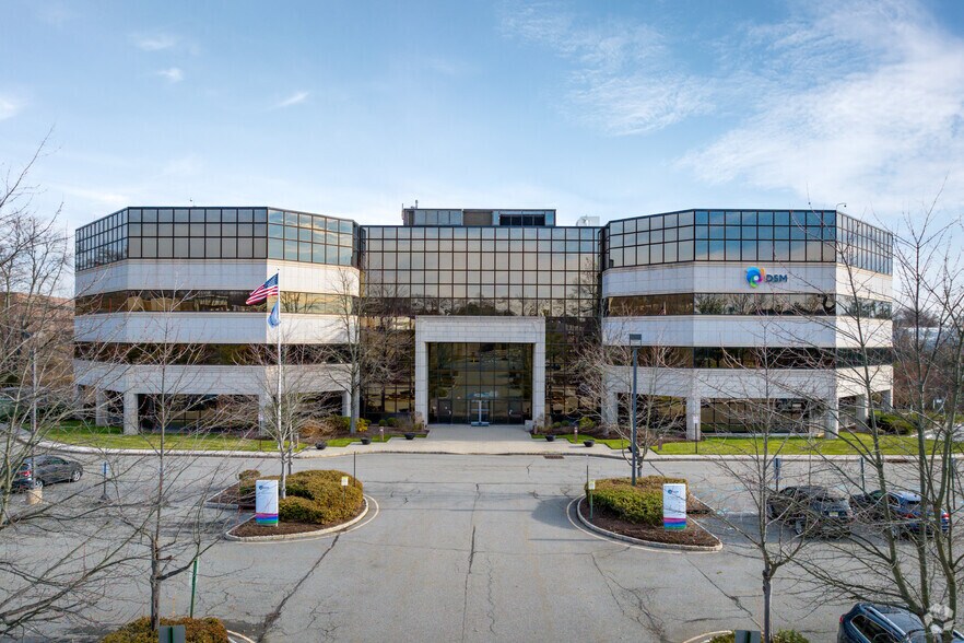 More Photos Of 45 Waterview Blvd, Parsippany Office For Lease