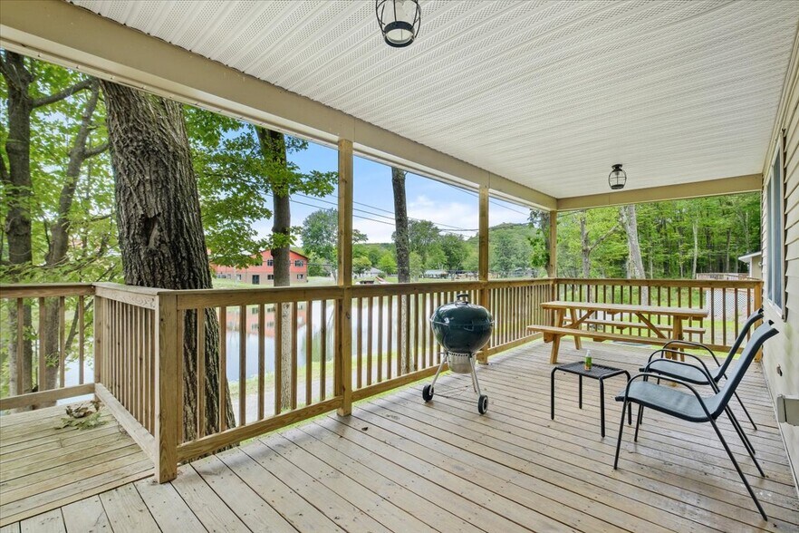 More Photos Of 64 White Dr, Milan Specialty For Sale