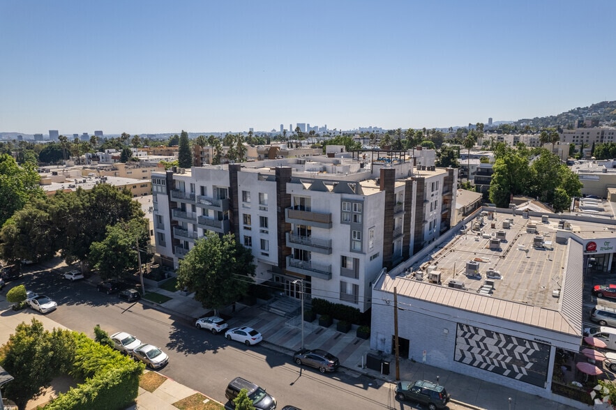 More Photos Of 1443 N Fuller Ave, Los Angeles Apartments For Sale