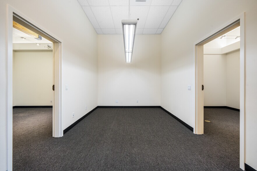 More Photos Of 70225 Highway 111, Rancho Mirage Storefront Retail Office For Lease
