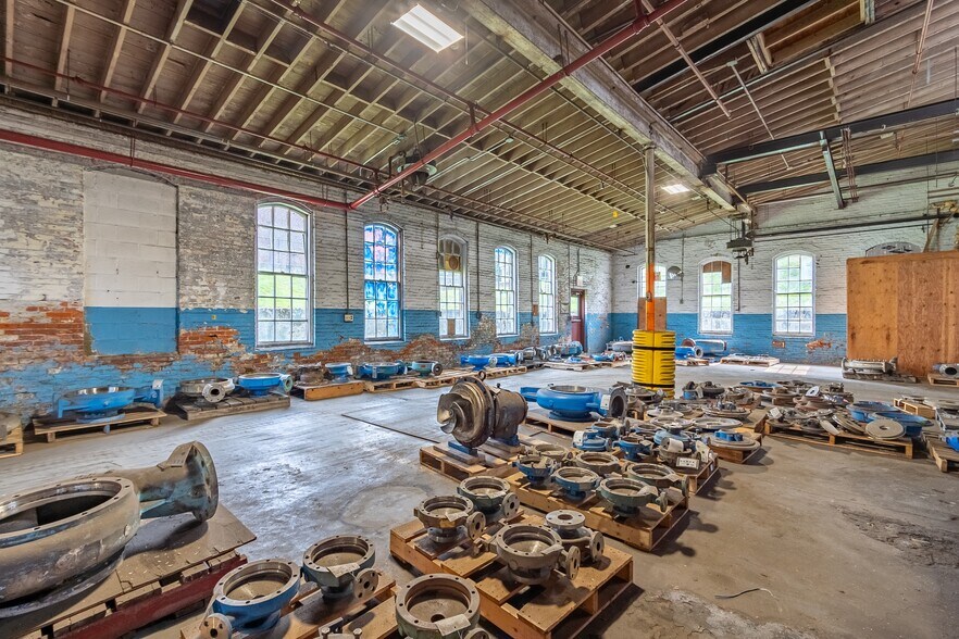 More Photos Of 44 Old Princeton Rd, Fitchburg Industrial For Sale