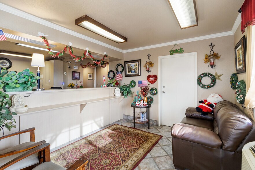 More Photos Of 16901 Stoddard Wells Rd, Victorville Hospitality For Sale
