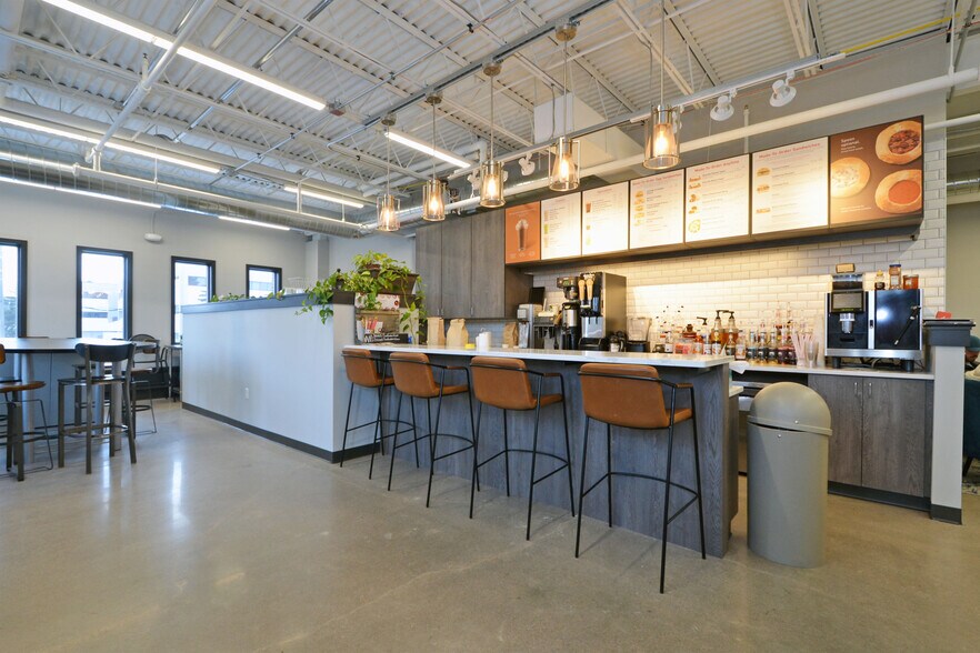 More Photos Of 2361 W Highway 36, Roseville Unknown For Lease