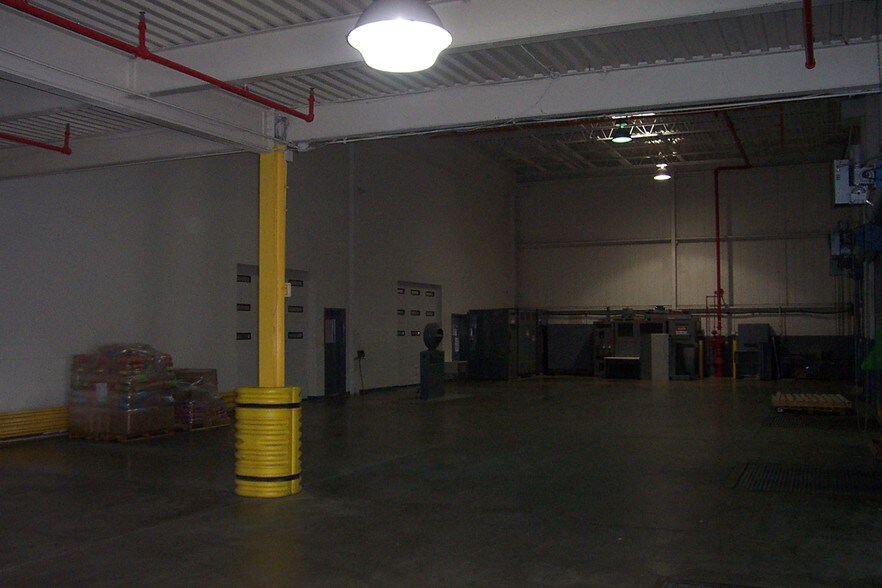 More Photos Of 1180 Seminole Trl, Charlottesville Warehouse For Lease