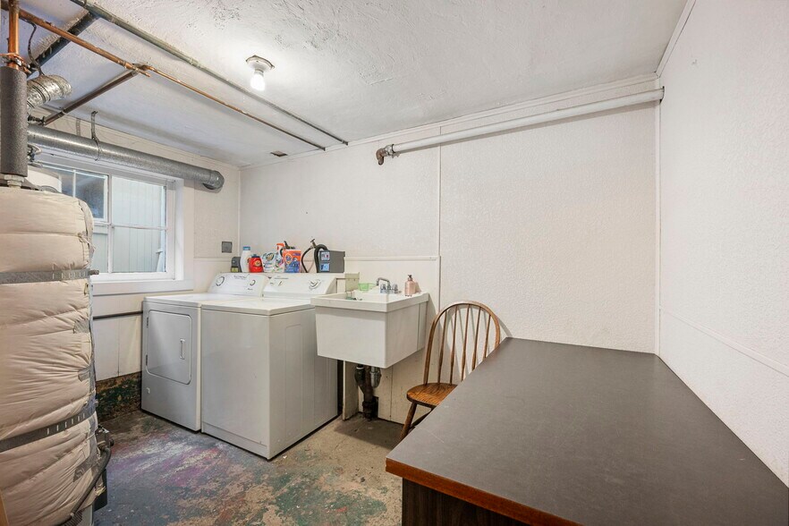 More Photos Of 2 Hugo St, San Francisco Apartments For Sale