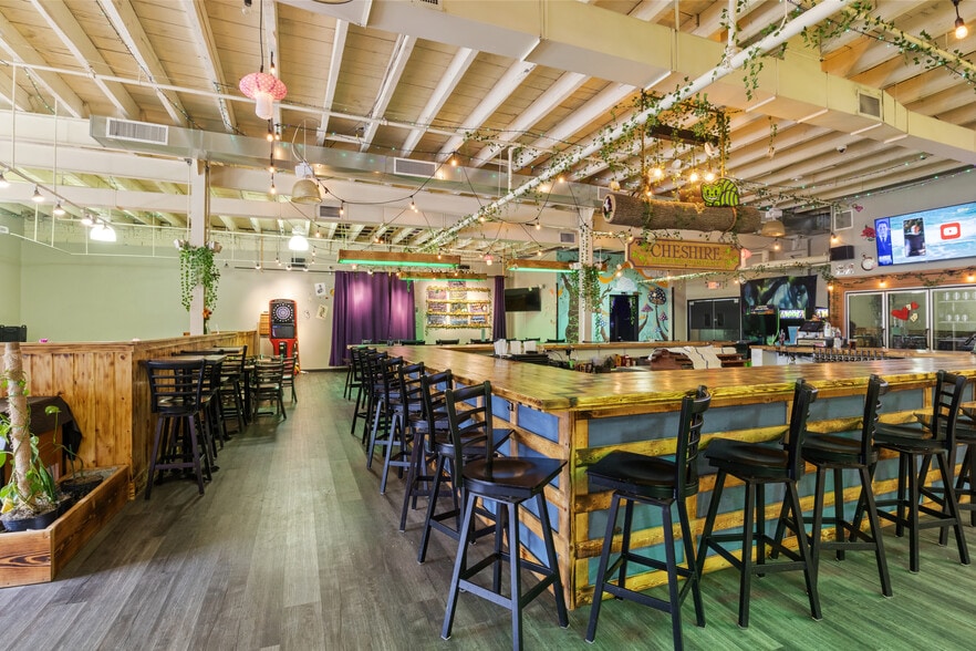 More Photos Of 7909 High School Rd, Elkins Park Restaurant For Lease