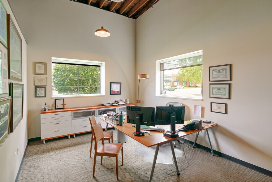 More Photos Of 815 Grandview Ave, Columbus Loft Creative Space For Lease