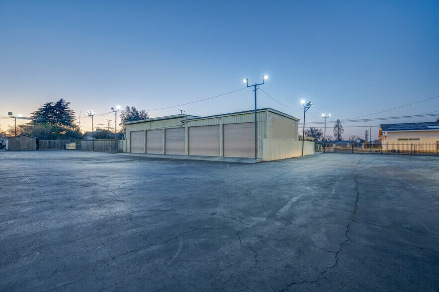 More Photos Of 854 Crows Landing Rd, Modesto Auto Dealership For Sale