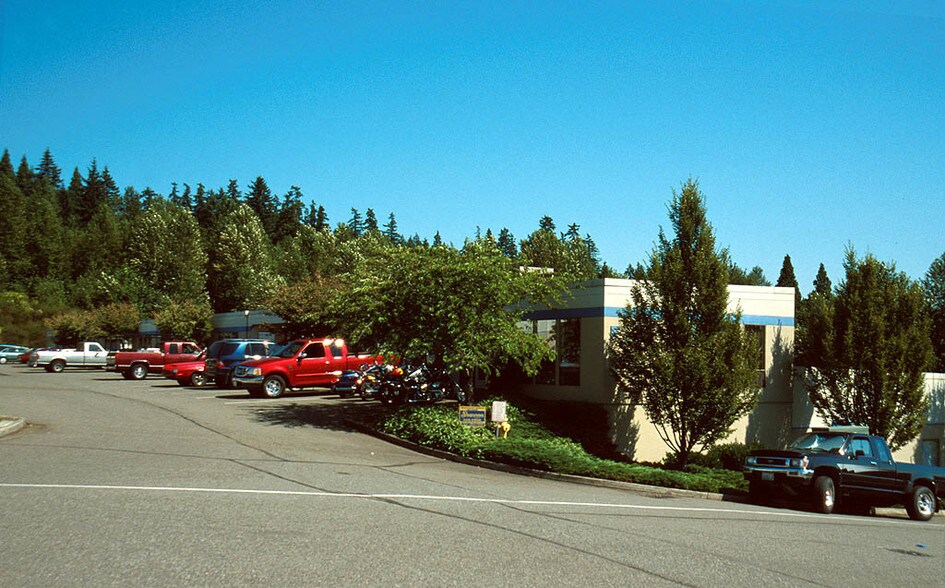 Primary Photo Of 18562-18630 142nd Ave NE, Woodinville Unknown For Lease