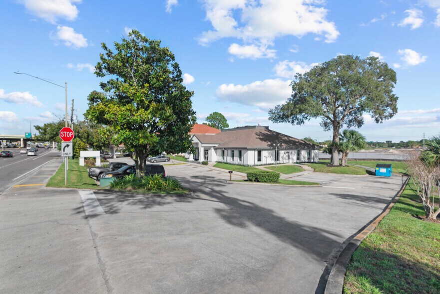 More Photos Of 431 N Kirkman Rd, Orlando Medical For Lease