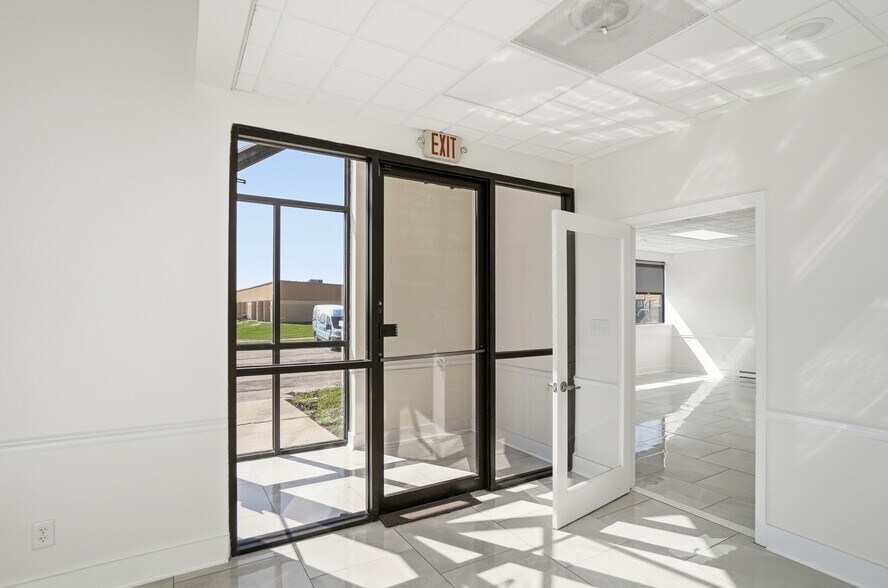 More Photos Of 1550 Magnolia Dr, Cincinnati Warehouse For Lease