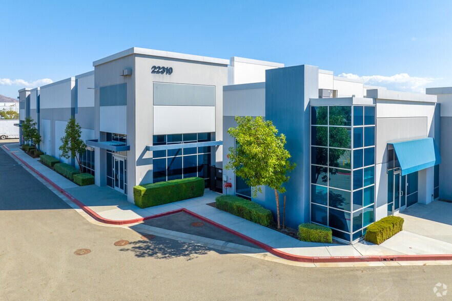 More Photos Of 22380 Van Buren Blvd, Riverside Unknown For Lease