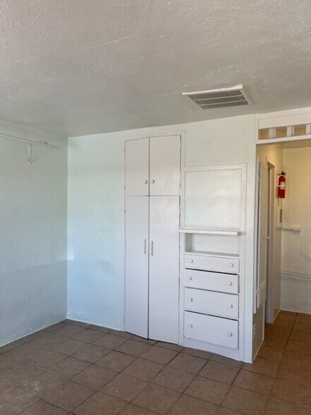 More Photos Of 120 E 34th St, Tucson Apartments For Sale