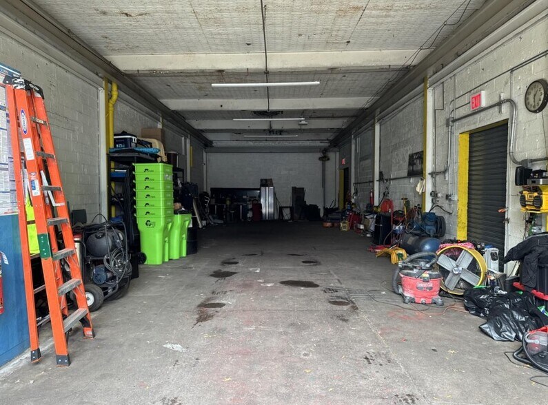 More Photos Of 1623 Cody Ave, Ridgewood Warehouse For Sale