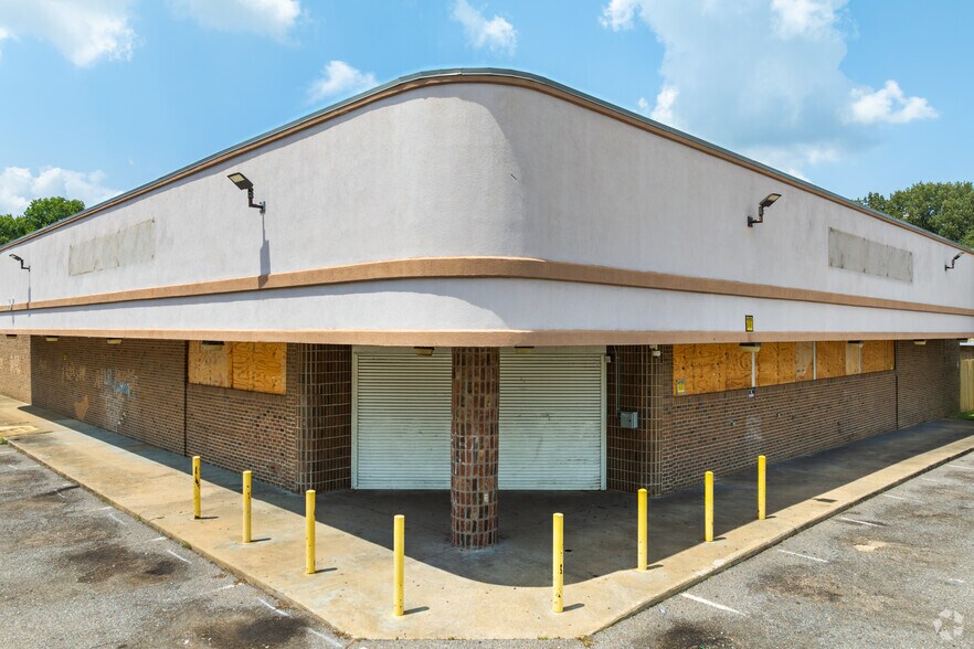 More Photos Of 3129 Thomas St, Memphis General Retail For Sale