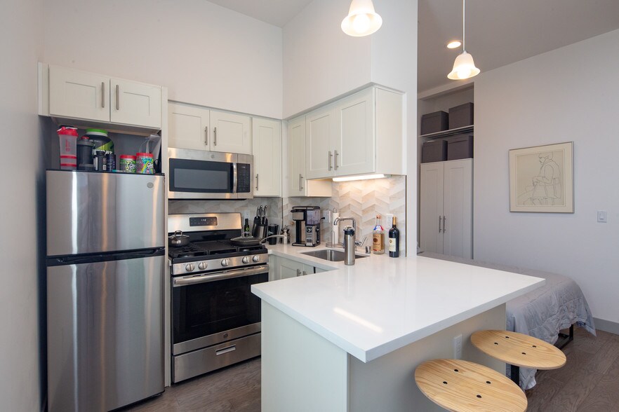 More Photos Of 350 4th St, Oakland Apartments For Sale