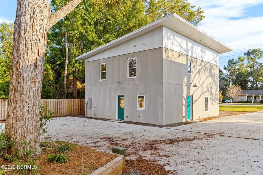 More Photos Of 5049 Park Ave, Wilmington Multifamily For Sale