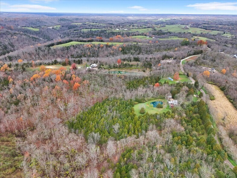 More Photos Of 2945 Greenbrier Rd, Madison Specialty For Sale