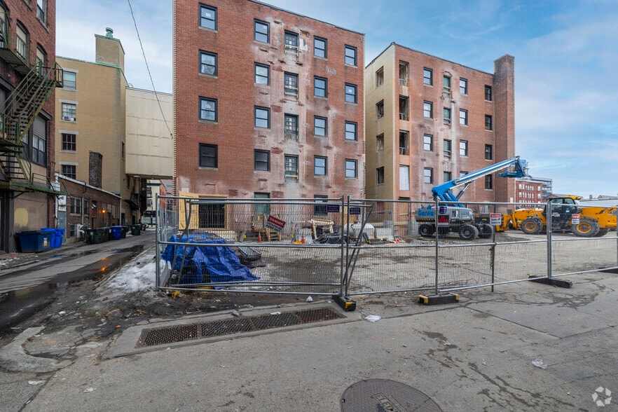 More Photos Of 25 Lowell St, Manchester Apartments For Lease
