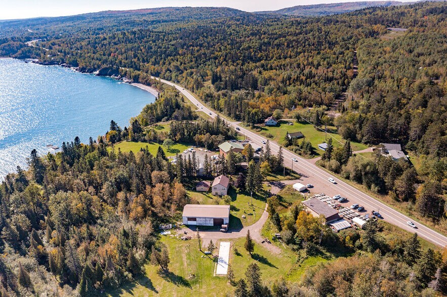 More Photos Of 4892 MN-61 N, Beaver Bay Specialty For Sale