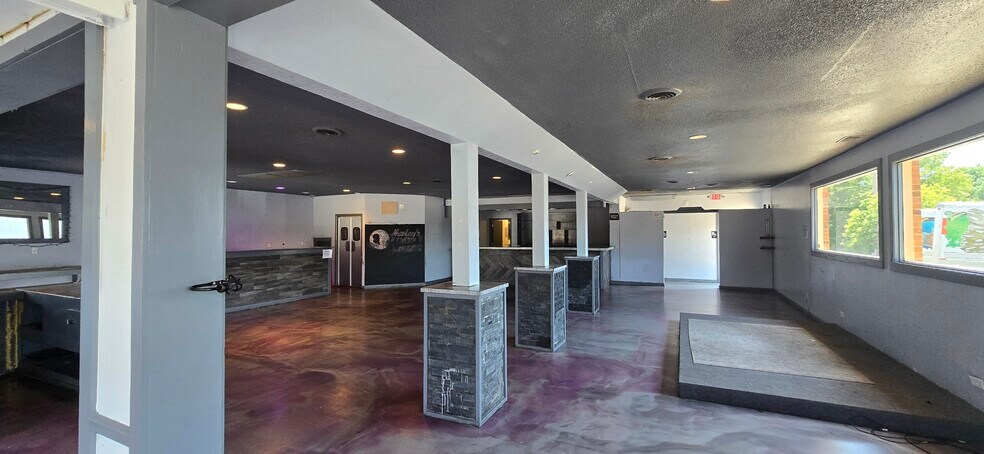 More Photos Of 6228 Yadkin Rd, Fayetteville Restaurant For Sale