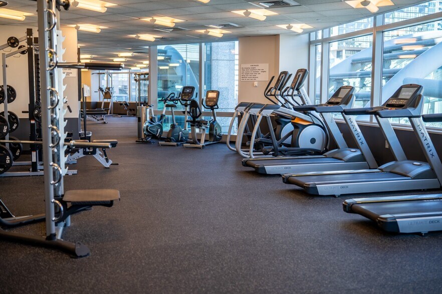 More Photos Of 299 S Main St, Salt Lake City Office For Lease