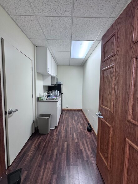 More Photos Of 2560 E 3300 S, Salt Lake City Office For Lease