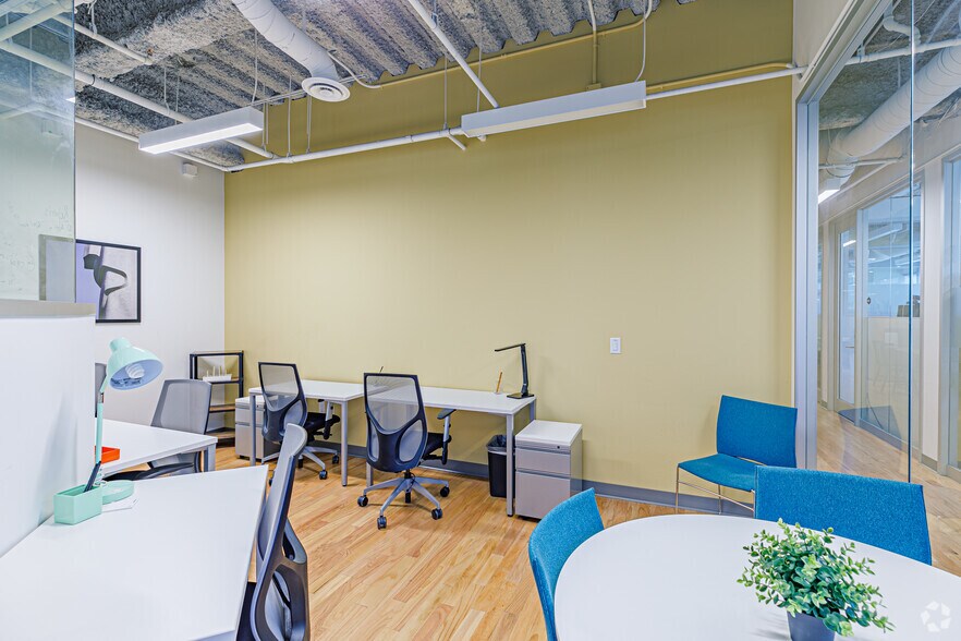 Photo of 1st Floor Ste Coworking No Reserve