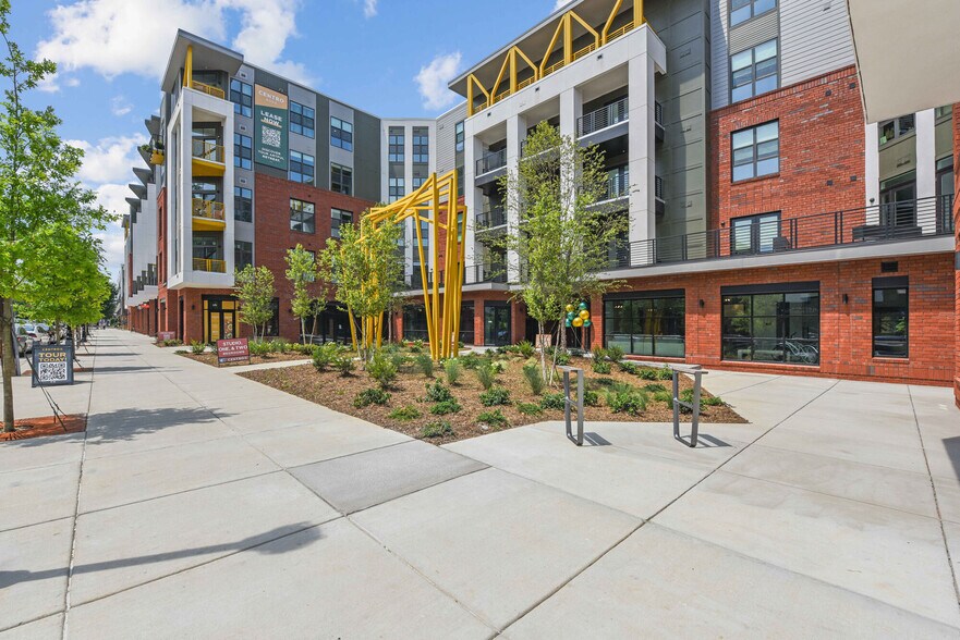 More Photos Of 715 E 36th St, Charlotte Apartments For Lease