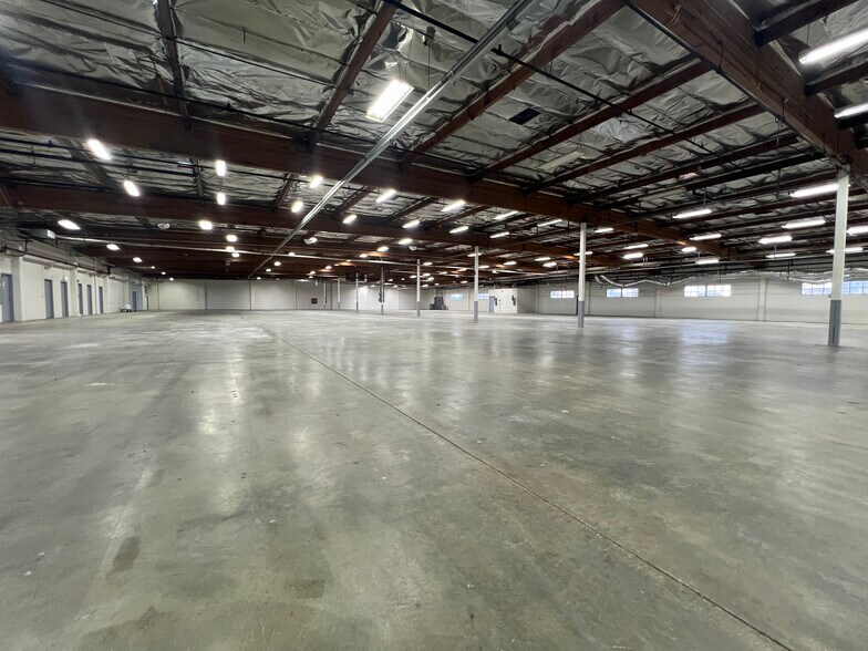 More Photos Of 459 Park Ave, San Fernando Manufacturing For Sale