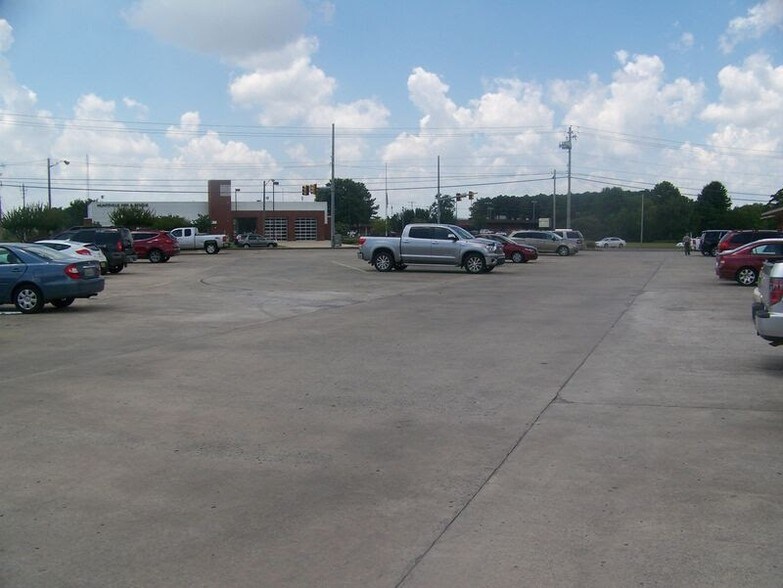 More Photos Of 2225 Drake Ave, Huntsville Office For Lease