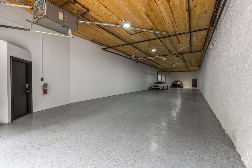 More Photos Of 518 Colcord Dr, Oklahoma City Storefront Retail Residential For Sale