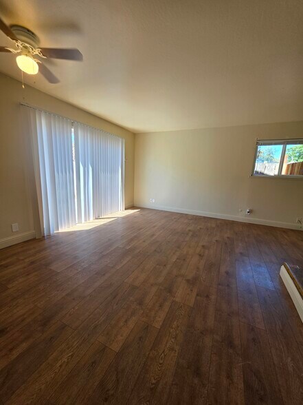 More Photos Of 541-553 Admiral Callaghan Ln, Vallejo Apartments For Sale