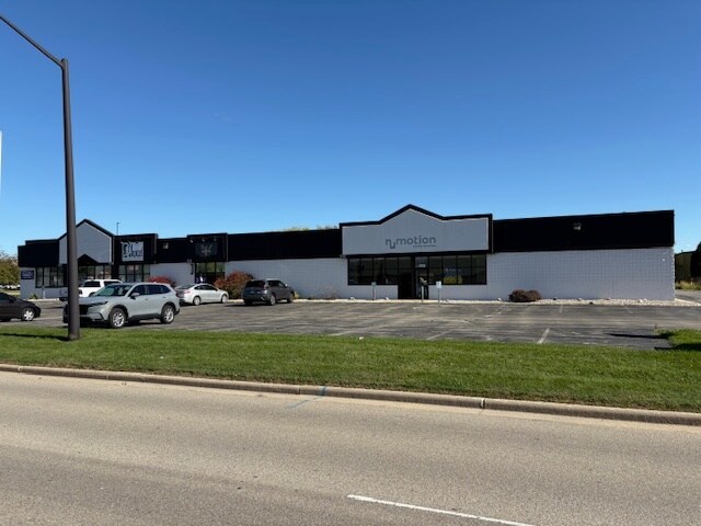 More Photos Of 920 N Westhill Blvd, Appleton Freestanding For Lease